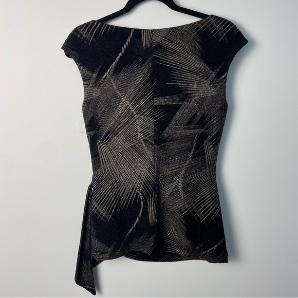 ⚪️ Frank Lyman / gold black design with faux twist tie cap sleeevs - Picture 6 of 10